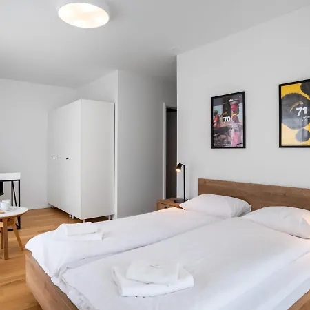 Loctowers A4-8-2 By Interhome