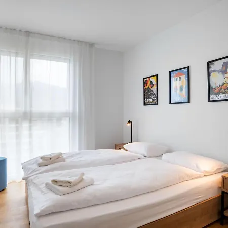 Loctowers A4-8-2 By Interhome * לוקרנו
