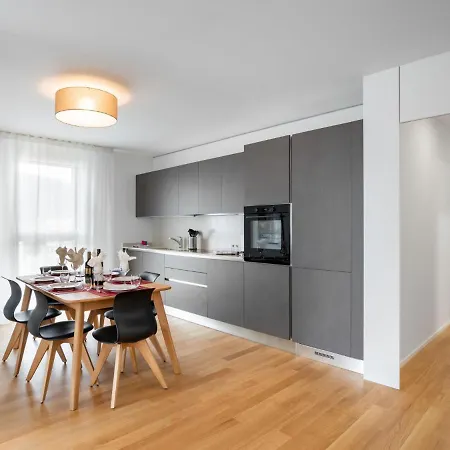 Loctowers A4-8-2 By Interhome דירה *